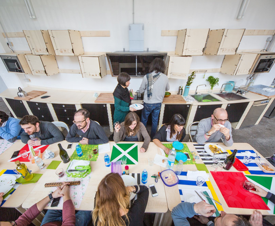 562x461 happybdayfablab